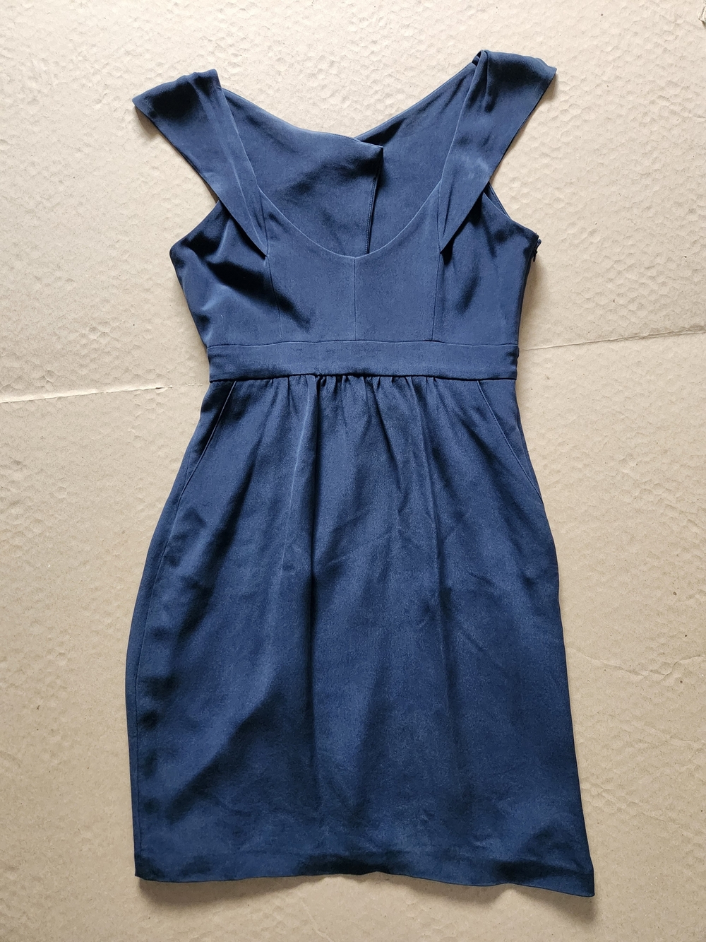 Neiman Marcus Laila Azhar 100% Silk Classic Navy Party Dress